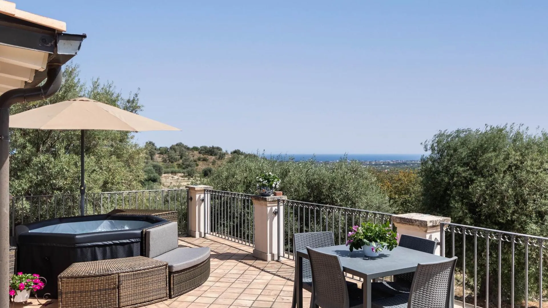 Villa Badessa Noto Italia