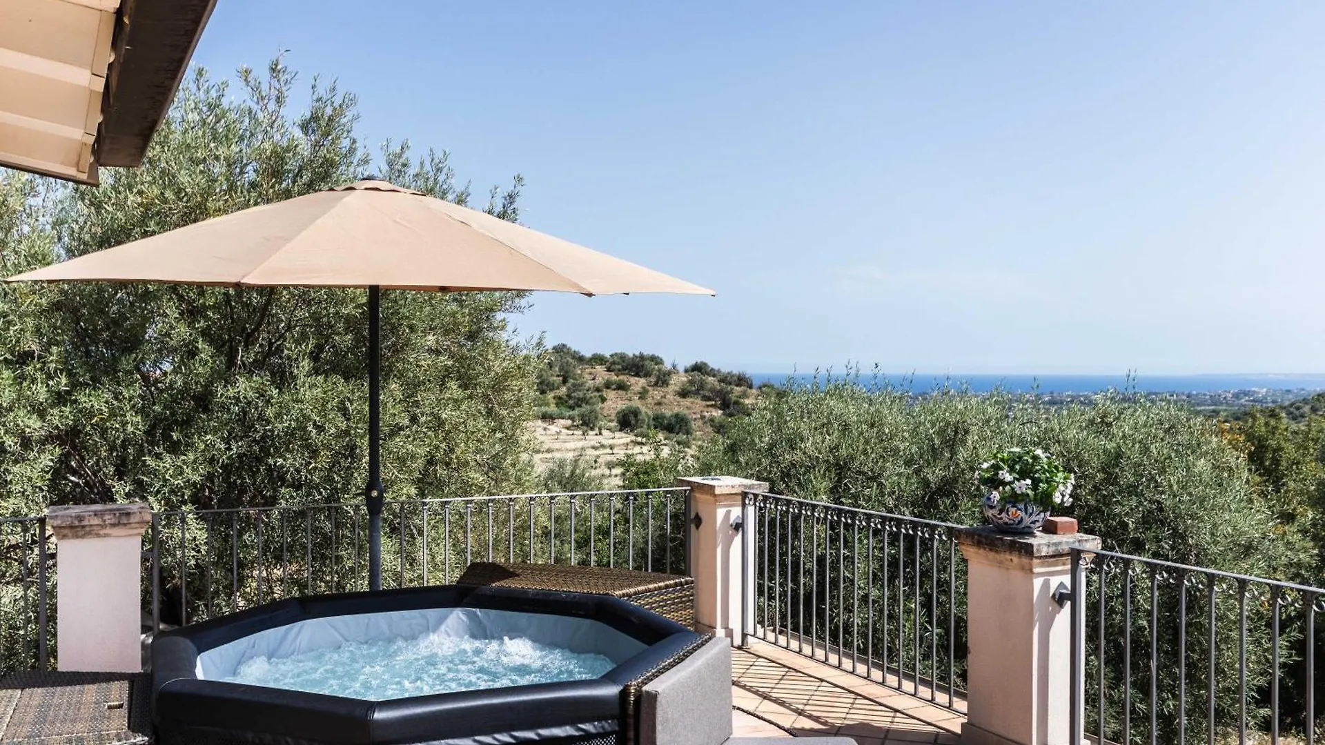 Villa Badessa Noto