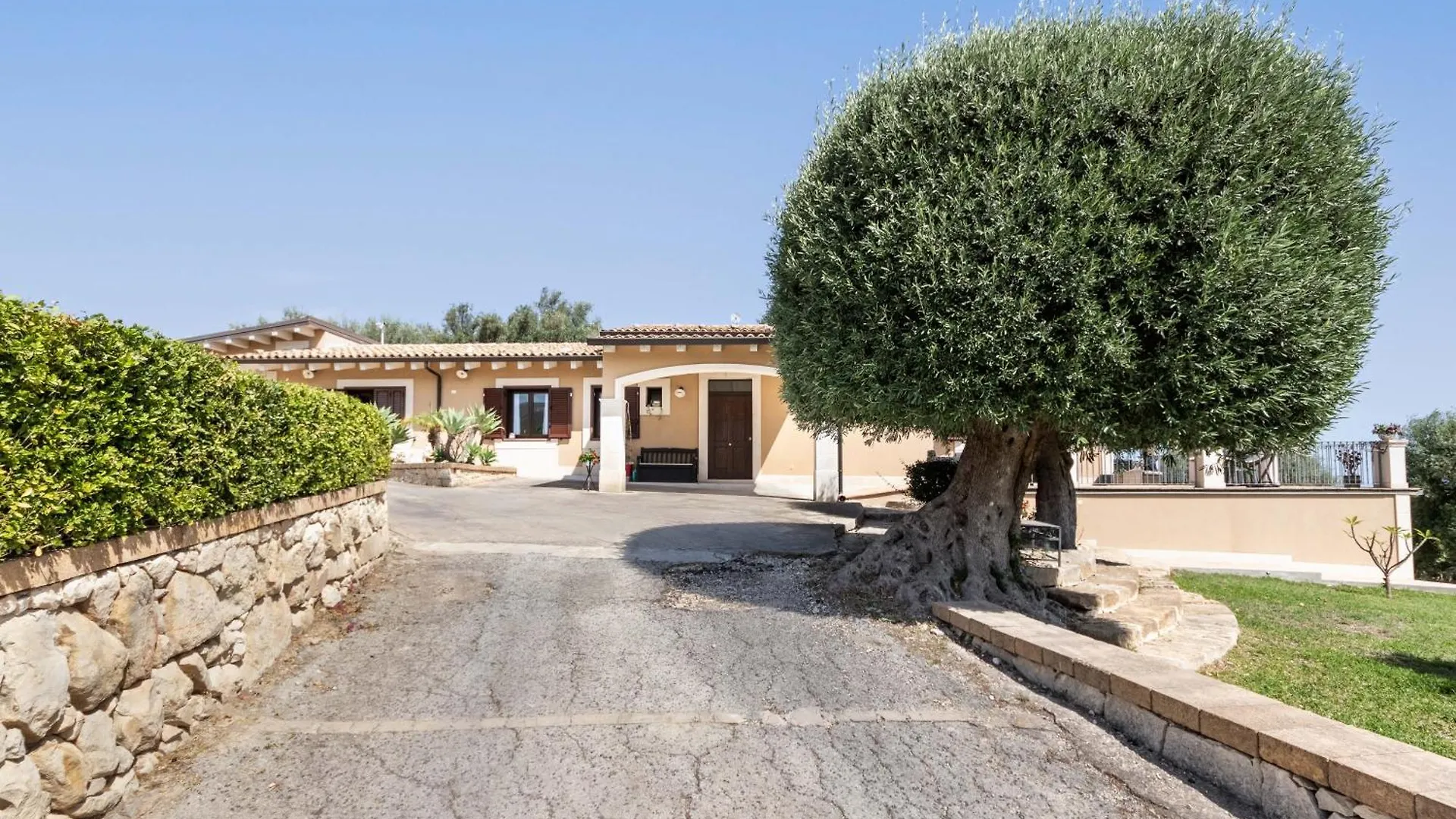 Villa Badessa Noto