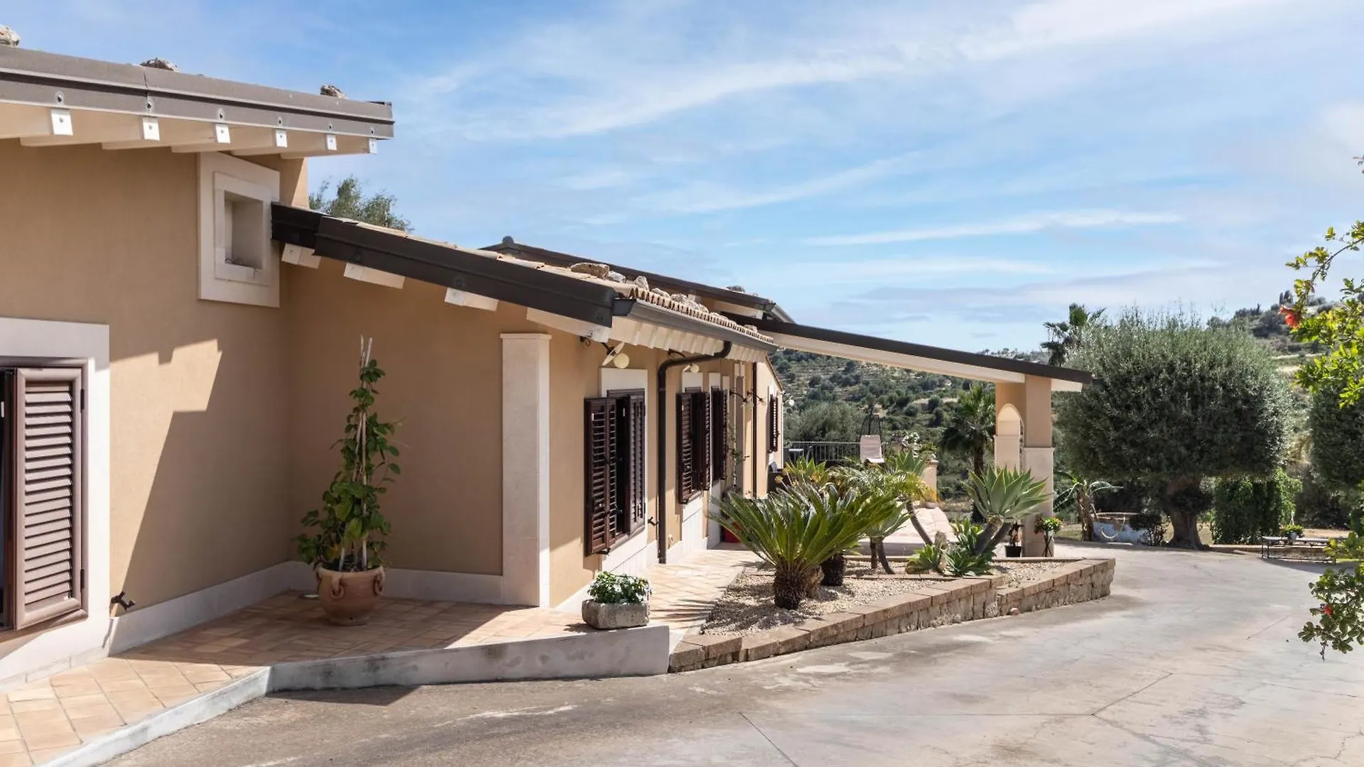 Villa Badessa Noto 0*,