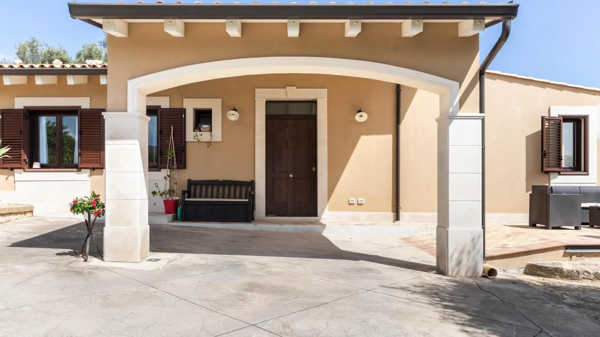 Villa Badessa Noto Italy